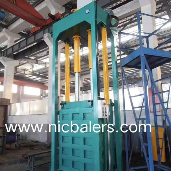 Horizontal Baler (6).jpg