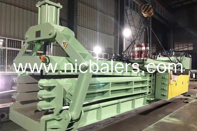 Horizontal Baler (3).jpg