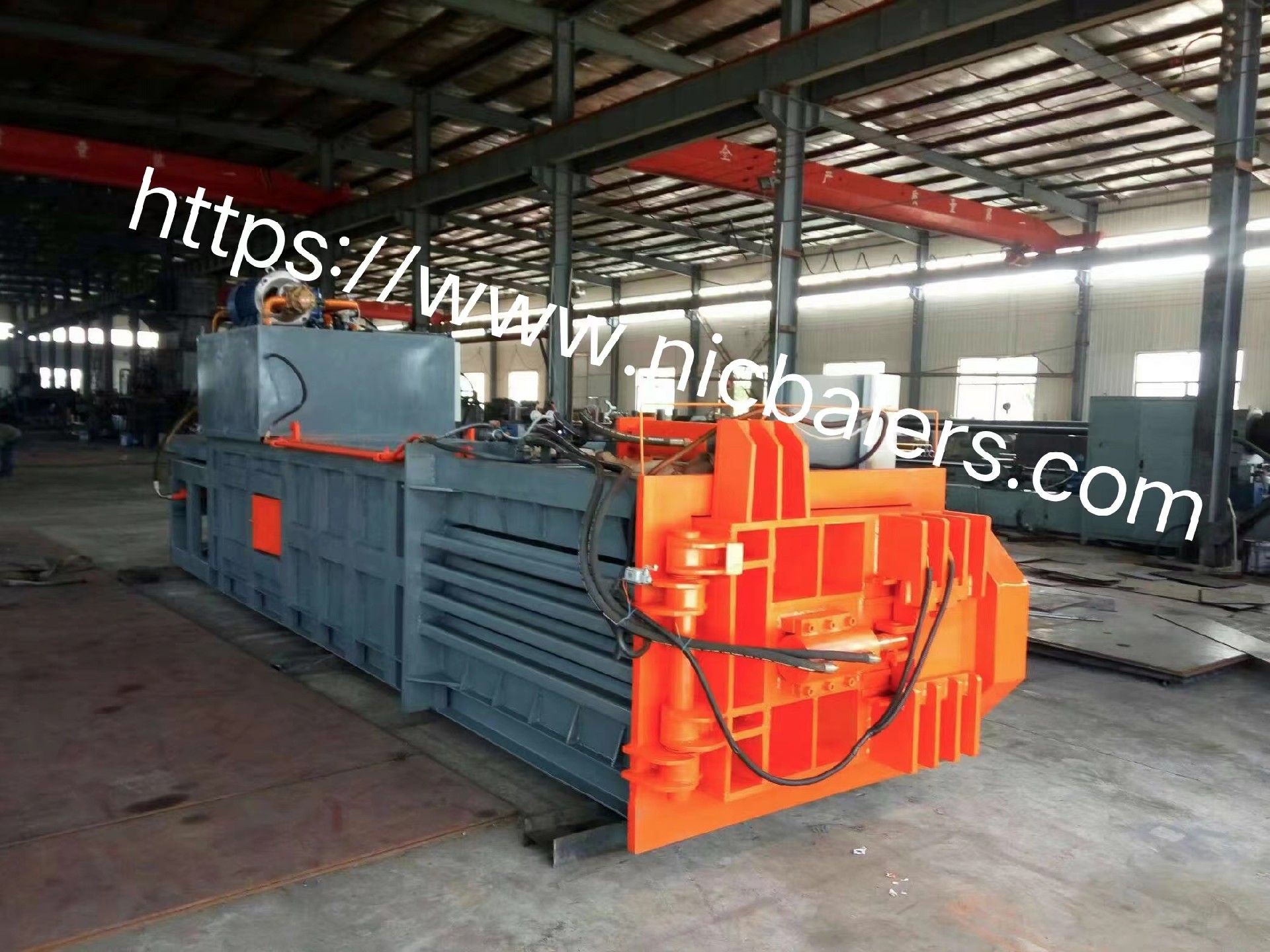 Horizontal Baler (67).jpg