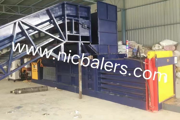 Horizontal Baler (8).jpg