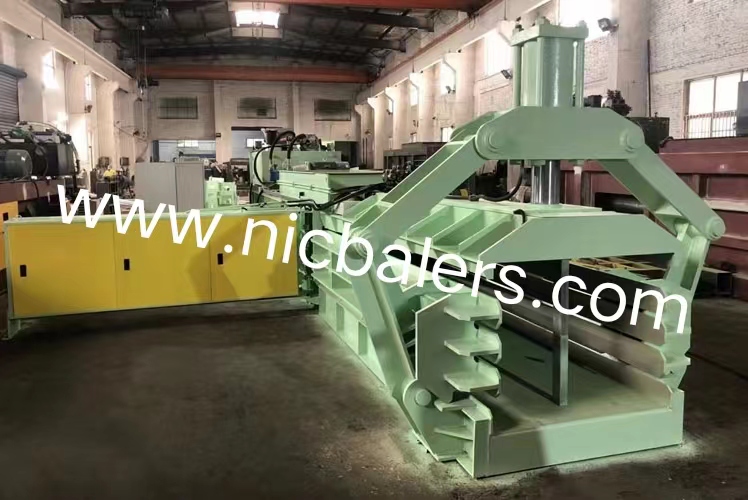 Horizontal Baler (30).jpg