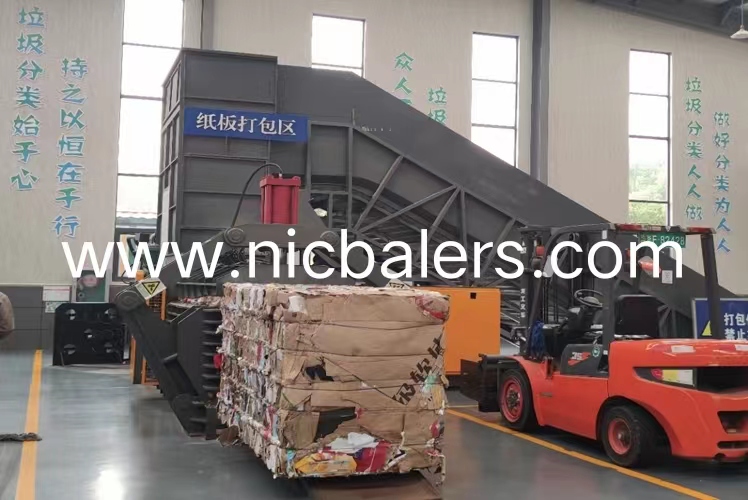 Horizontal Baler (32).jpg