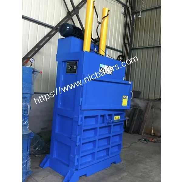 Horizontal Baler (6).jpg