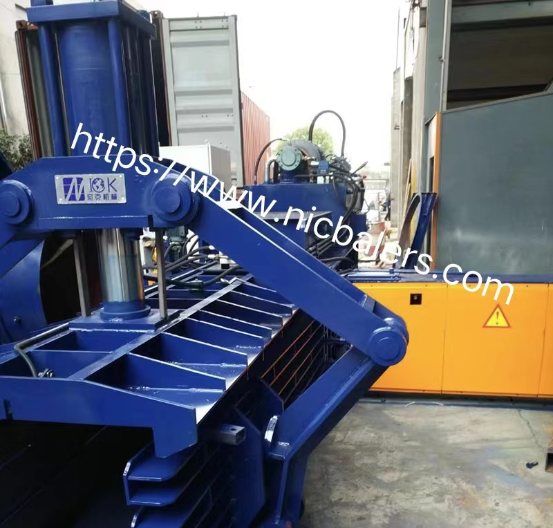 Horizontal Baler (59).jpg