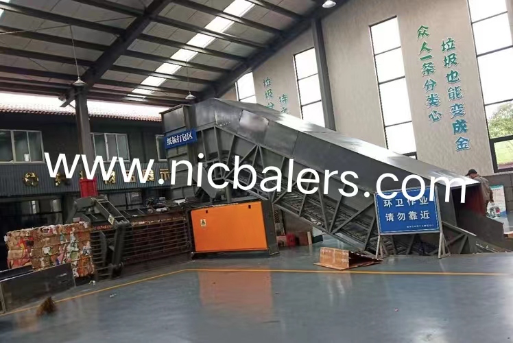 Horizontal Baler (23).jpg