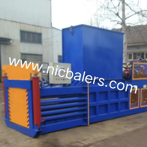 Horizontal Baler (17).jpg